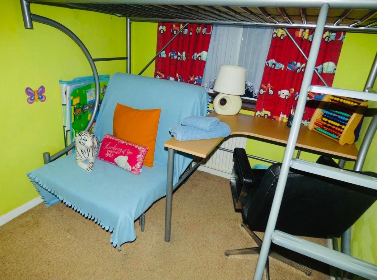 Spacious 3 Bed House With Parking & Good Transport South Norwood Luaran gambar