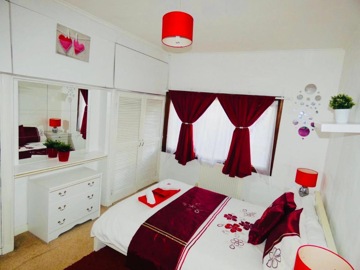 Spacious 3 Bed House With Parking & Good Transport South Norwood Luaran gambar