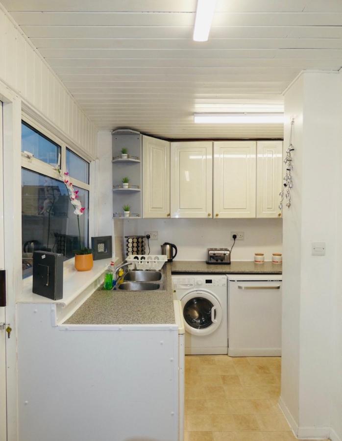 Spacious 3 Bed House With Parking & Good Transport South Norwood Luaran gambar